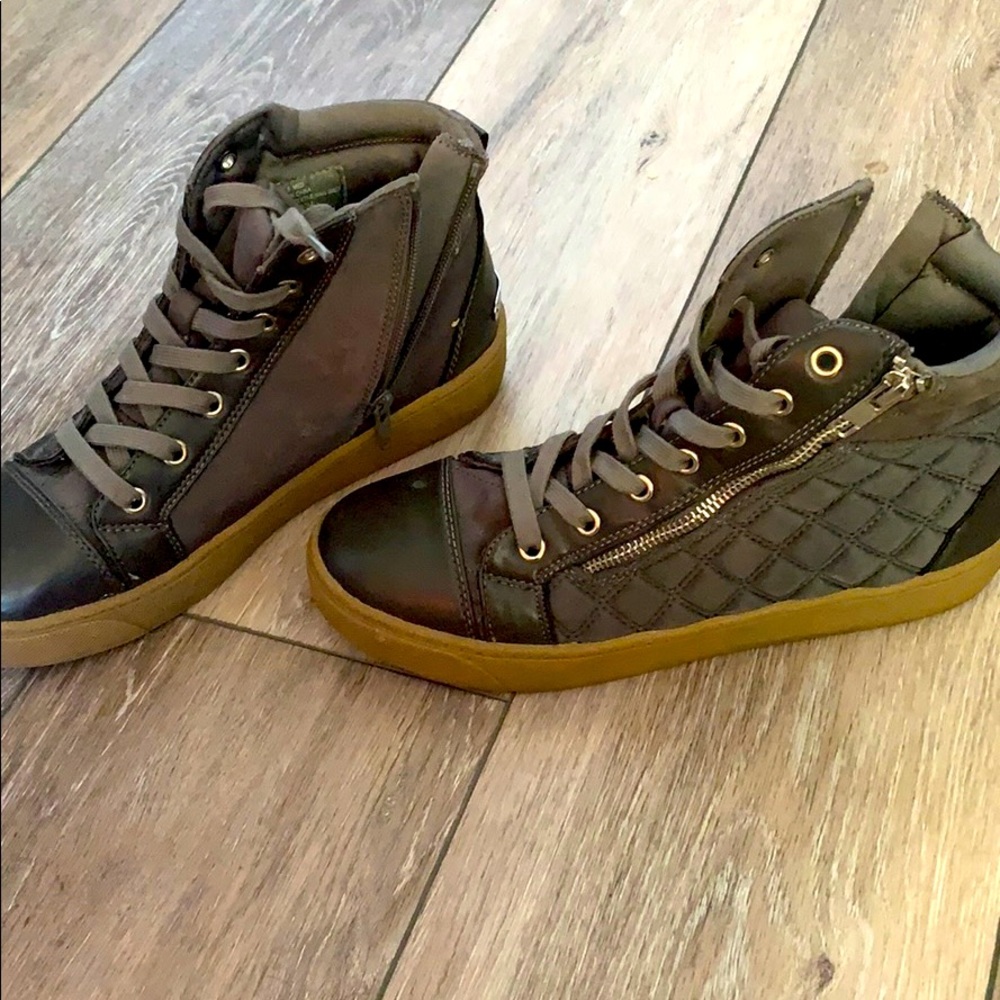 JUICY COUTURE sneakers